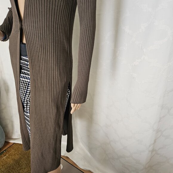 **Long Ribbed Military Green Cardigan** by BCBG MAXAZRIA - Picture 9 of 13
